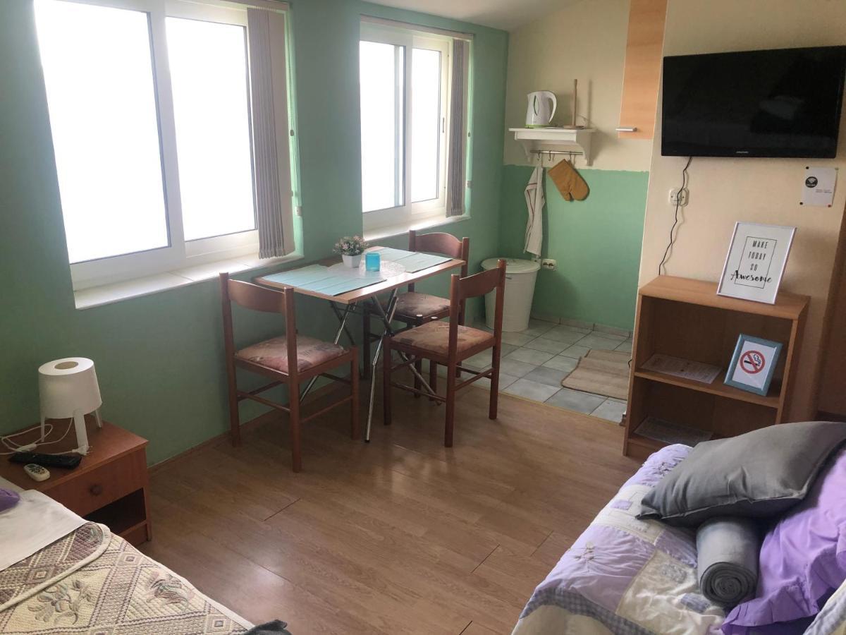 Apartmani Beach Miskovici, Otok Pag エクステリア 写真