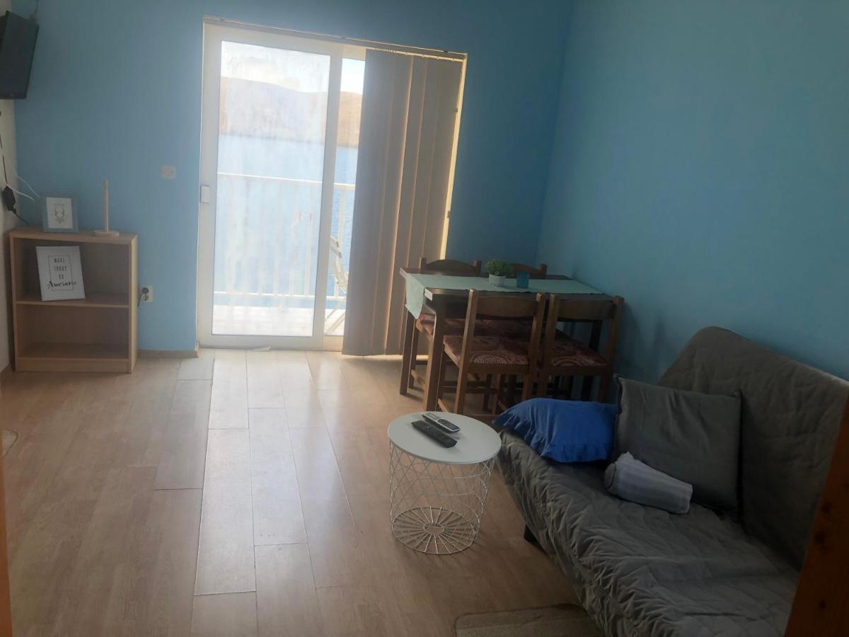 Apartmani Beach Miskovici, Otok Pag エクステリア 写真