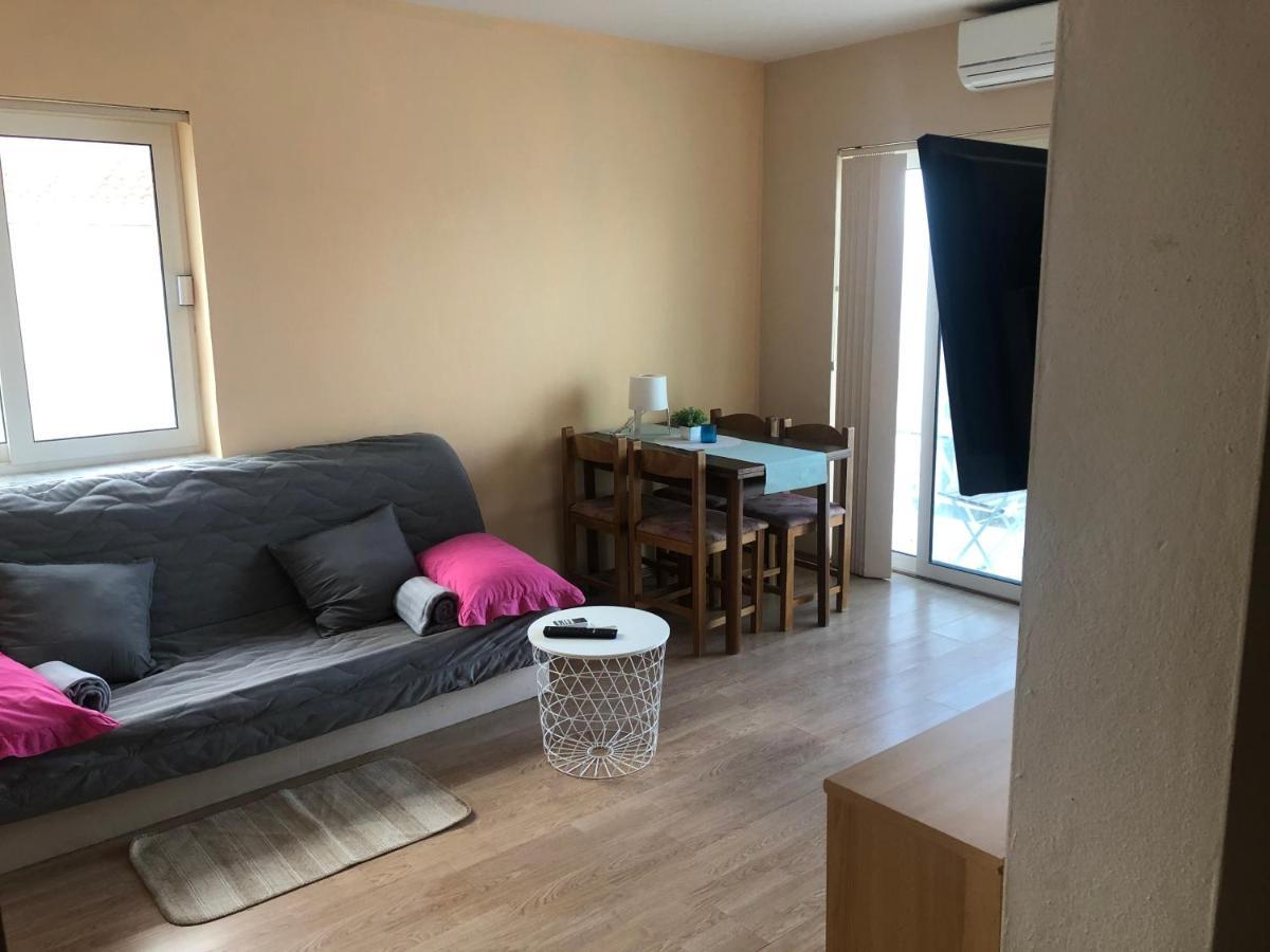 Apartmani Beach Miskovici, Otok Pag エクステリア 写真